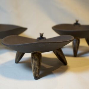 Tripodes Mamiformes Pequeña